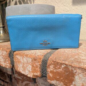 Coach, Sky Blue Leather Long Wallet | Bifold Snap | AS IS